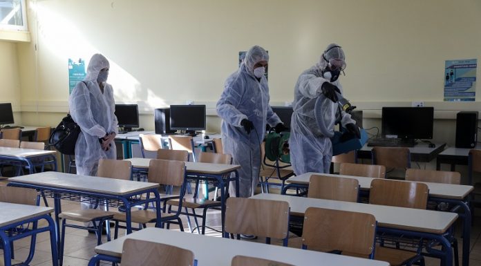 ΔΕΚΑ: « Μήπως ήταν βιαστική και αμφίβολης αποτελεσματικότητας η απολύμανση στα σχολεία; »
