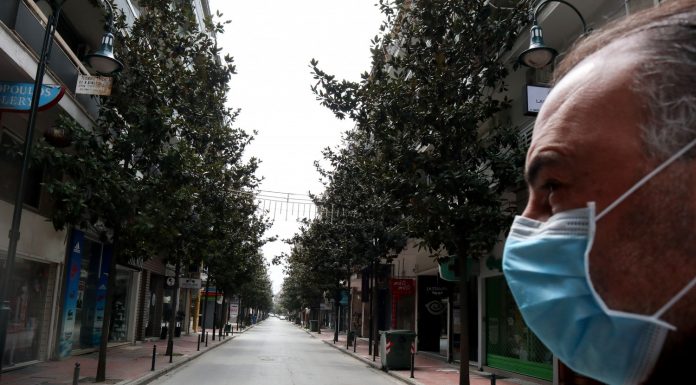 ΕΚΤΑΤΚΤΟ: Σε αυτούς τους χώρους θα είναι υποχρεωτική η χρήση μάσκας από αύριο
