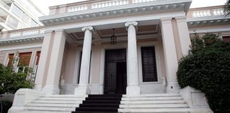 Κορονοϊός: Συναγερμός στο Μαξίμου – Έκτακτη σύσκεψη το απόγευμα