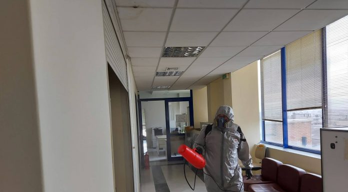 Επιβεβαιωμένο κρούσμα Covid 19 σε εργαζόμενο του δημαρχείου Αχαρνών