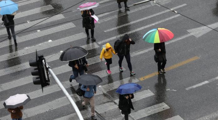 Καιρός: Έκτακτο δελτίο – Σε ποιες περιοχές θα πέσουν χαλάζι και ισχυρές βροχές