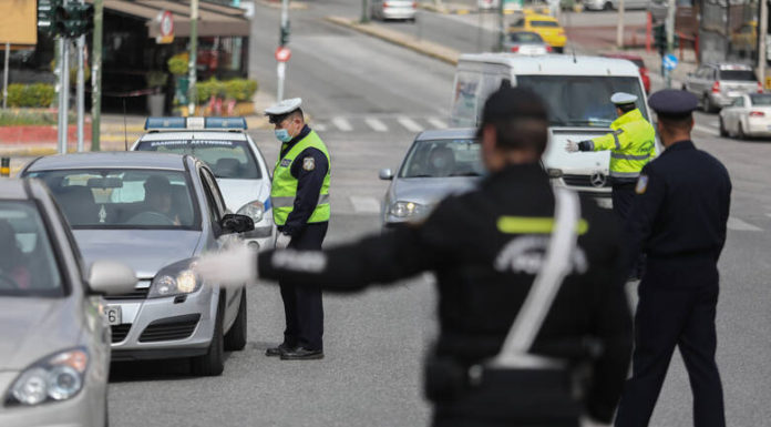 Ξανά στο τραπέζι το σενάριο για απαγόρευση στις μετακινήσεις από δήμο σε δήμο στην Αττική
