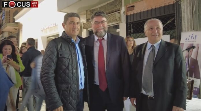 Εγκαίνια πολιτικού γραφείου του βουλευτή Ανατολικής Αττικής Βασίλη Οικονόμου στις Αχαρνές Βασίλης Οικονόμου - Εγκαίνια νέου πολιτικού γραφείου στις Αχαρνές