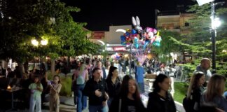 “Βούλιαξαν” από κόσμο οι Αχαρνές στη Λευκή Νύχτα που διοργάνωσε ο δήμος Αχαρνών Δήμος Αχαρνών Λευκή Νύχτα