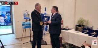 Το “ευχαριστώ” των Αχαρνών στον Αρχηγό του Γενικού Επιτελείου Ναυτικού Δημήτριο–Ελευθέριο Κατάρα Βράβευση του Αρχηγού του Γενικού Επιτελειου Ναυτικού Δημήτριο–Ελευθέριο Κατάρα