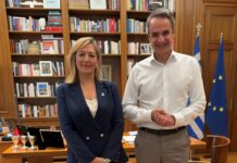 Υποψήφια Βουλευτής με τη Νέα Δημοκρατία στην Ανατολική Αττική η Βίκυ Καβαλλάρη Υποψήφια Βουλευτής με τη Νέα Δημοκρατία στην Ανατολική Αττική η Βίκυ Καβαλλάρη